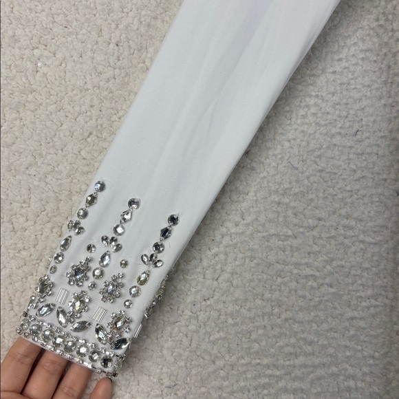 NWOT Mac Duggal Womens White Jeweled Long Sleeve Drop Shoulder Gown Size 0 - Picture 7 of 16